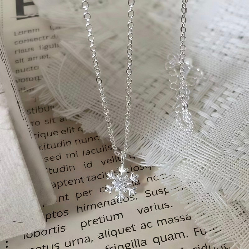 Cortina Winter Luxe Snowflake Pendant - Minimalist Italian-Inspired Holiday Jewelry